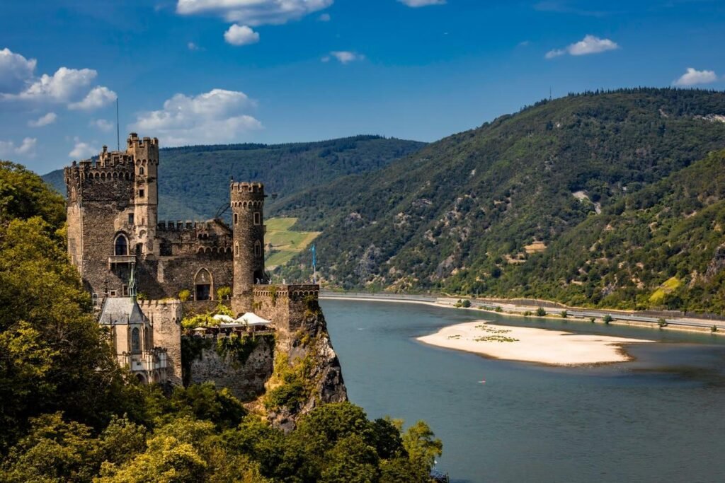 Burg Rheinstein Castle (Rhineland-Palatinate) - CastleLore 