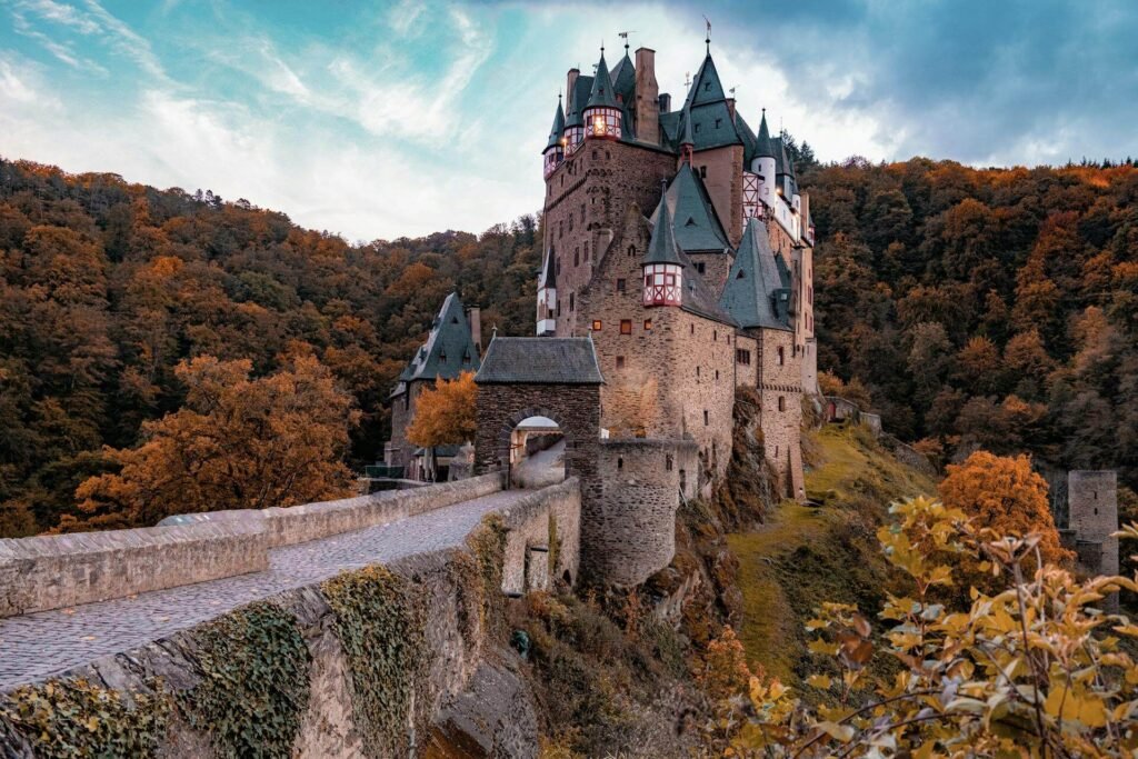 Eltz Castle (Rhineland-Palatinate) - CastleLore